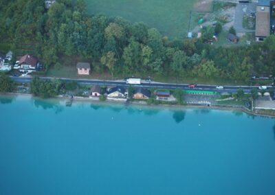 Le lac d'Annecy vu de la montgolfière